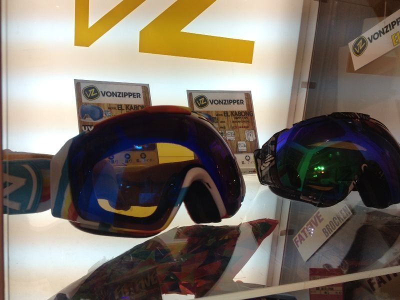 vonzipper☆ モリスポ東大阪店_c0151965_23424465.jpg