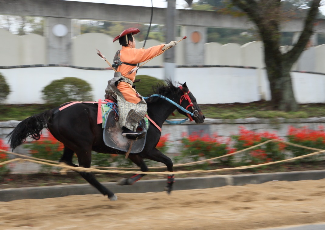 流鏑馬神事　笠間稲荷神社　＜３＞　FINAL　２０１３・１１・０３_e0143883_1746960.jpg