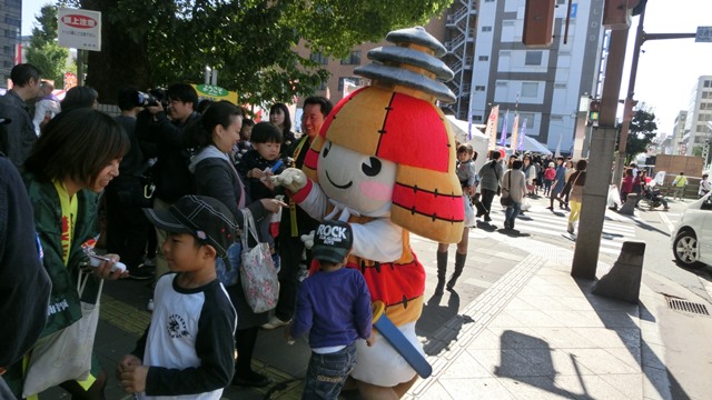 遷都くんに熊本で逢う、遷都君ところう君頑張って、鞠智城のころう君可愛いね、くまモンところう君_d0181492_21541827.jpg