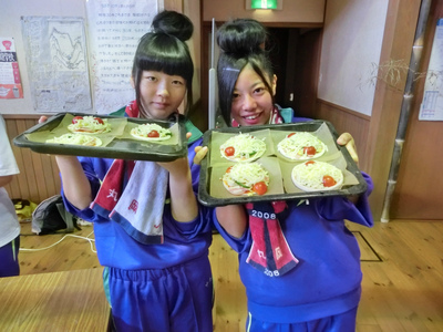 丸岡高校のみなさんが米粉料理体験をしに来ました！_e0061225_1620258.jpg