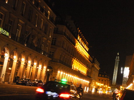 Paris by night et la Tour Eiffel - パリの夜、エッフェル塔きらきらイルミネーション_a0231632_1192046.jpg