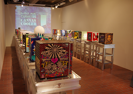 「Red Bull Curates Canvas Cooler」展で翼を授かった_c0060143_2257432.png