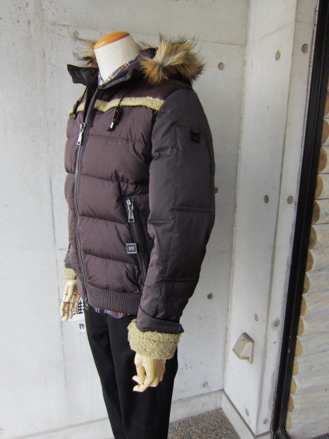 add ・・・ B3 TYPE DOWN JACKET!♪! 今迄に無かった秀逸DOWN JKTです★_d0152280_16424535.jpg