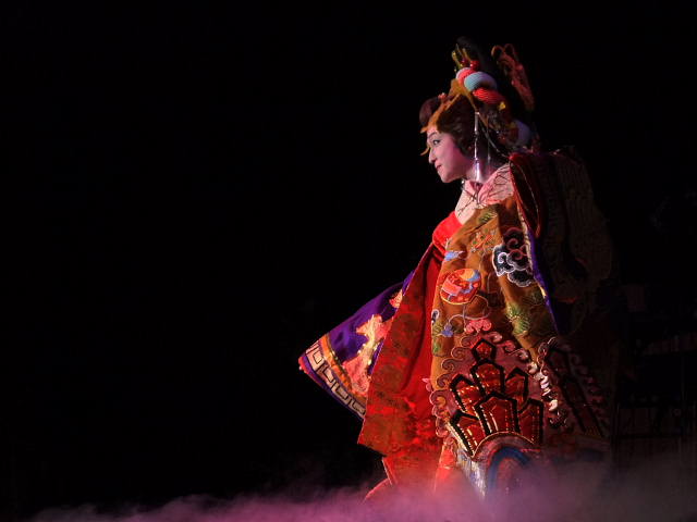 広島小島建興㈱様40周年記念ディナーショー写真。_e0119092_11502210.jpg