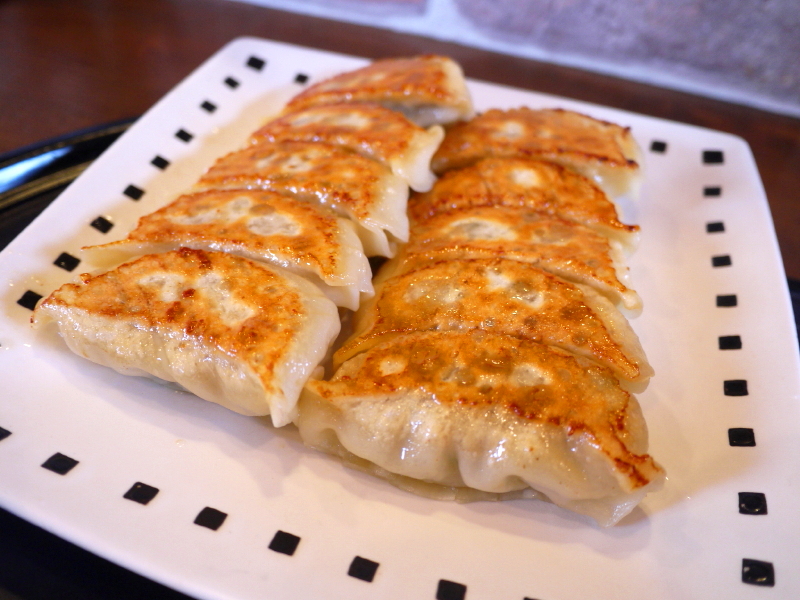 W餃子定食 茅ヶ崎 幸福餃子 ぶらり湘南 W餃子定食 茅ヶ崎 幸福餃子 ぶらり湘南