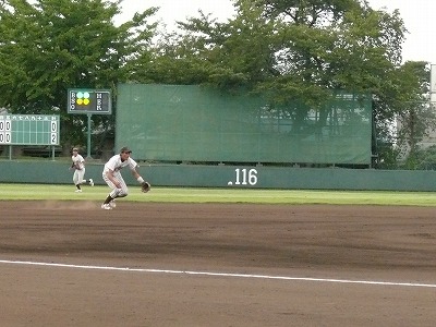 専修大対国士館大 10月14日 東都大学野球2部_b0166128_1022353.jpg