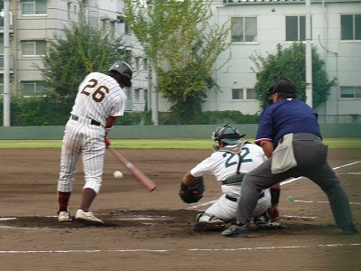 専修大対国士館大 10月14日 東都大学野球2部_b0166128_10224527.jpg