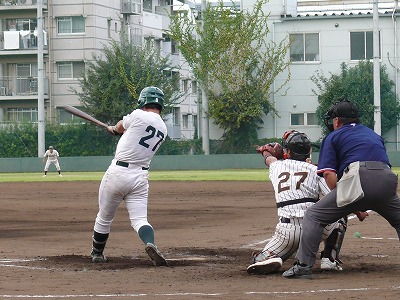専修大対国士館大 10月14日 東都大学野球2部_b0166128_10463947.jpg
