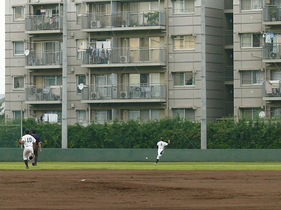 専修大対国士館大 10月14日 東都大学野球2部_b0166128_10503745.jpg