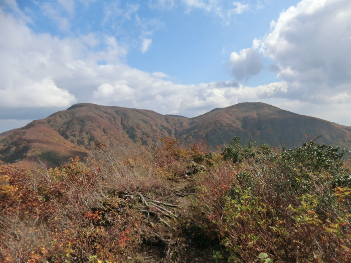 No318 紅葉も見納めの加賀大日山_b0185573_655296.jpg