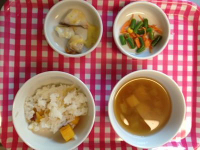 11月7日の給食_c0293682_1624256.jpg