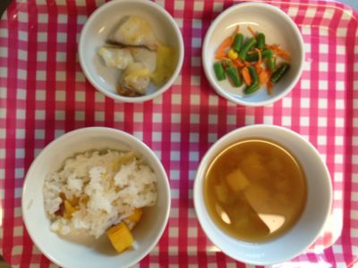 １１月７日の給食_c0293682_1624256.jpg