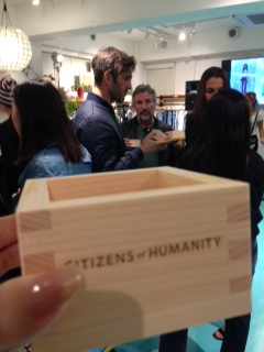 本日オープン！！CITIZENS of HUMANITY Tokyo Concept Store_c0172698_11272837.jpg