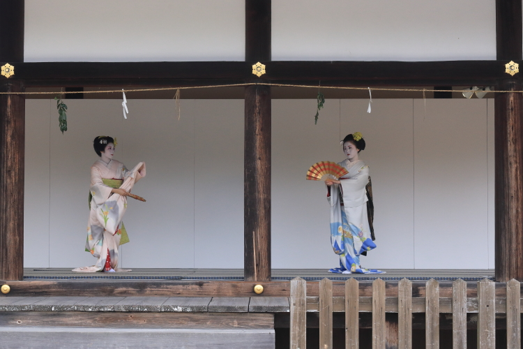 西陣きもの・帯フェスティバル~きもので集う園遊会~ 舞台編_e0051888_23333698.jpg