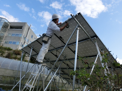 Y様邸(西区山田町)太陽光発電システム工事_d0125228_8111984.jpg