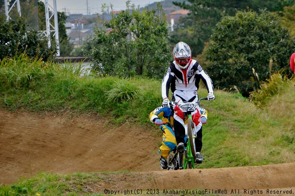 ２０１３JOSF 緑山１１月定期戦VOL2：BMXエキスパート決勝　動画有り_b0065730_22302324.jpg