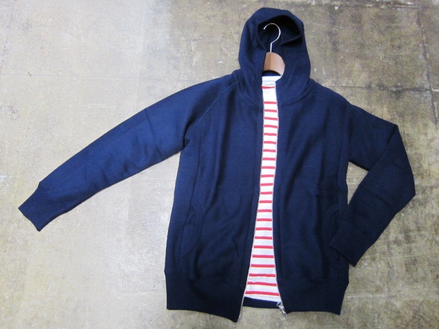 SOUND MAN ・・・ SWEAT ZIP PARKA (Moument)!♪!_d0152280_23353513.jpg