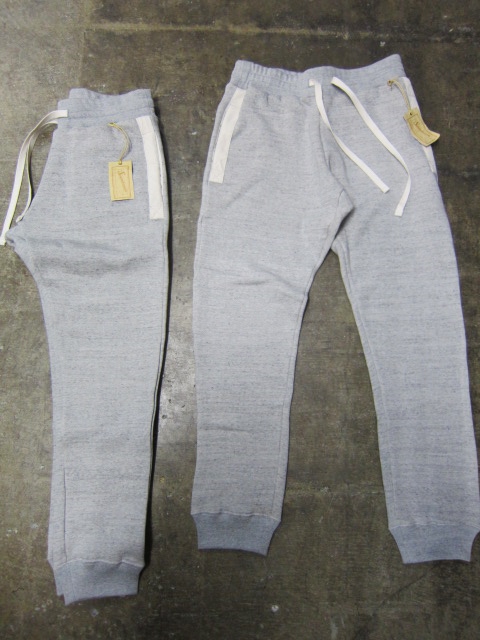 SOUND MAN ・・・ SWEAT ZIP PARKA (Moument)!♪!_d0152280_2340558.jpg