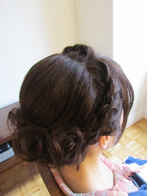 ねじり編み込みの花嫁さん nyの小さな灯り ヘアメイク日記 ねじり編み込みの花嫁さん nyの小さな灯り ヘアメイク日記