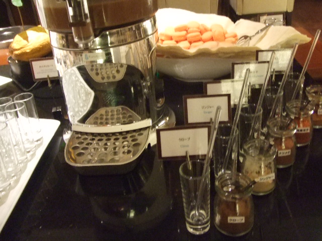ヒルトン東京 マーブルラウンジ コロンビアン・コーヒー&チョコレートデザートフェア_f0076001_21431078.jpg