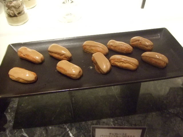 ヒルトン東京 マーブルラウンジ コロンビアン・コーヒー&チョコレートデザートフェア_f0076001_21453077.jpg