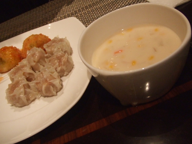 ヒルトン東京 マーブルラウンジ コロンビアン・コーヒー&チョコレートデザートフェア_f0076001_21493789.jpg