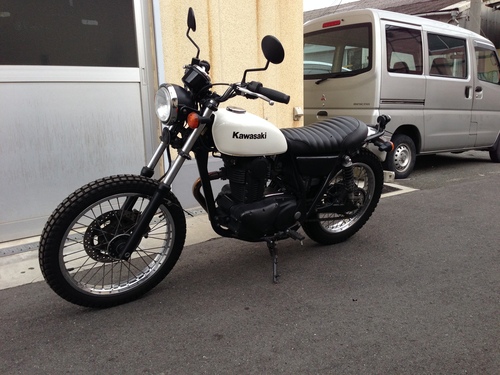 特選中古車情報 250TRライトカスタム入荷!_a0164918_18293699.jpg