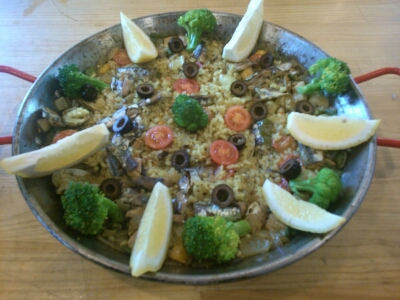 彩都食堂 Paella de mixta_d0183218_18285214.jpg