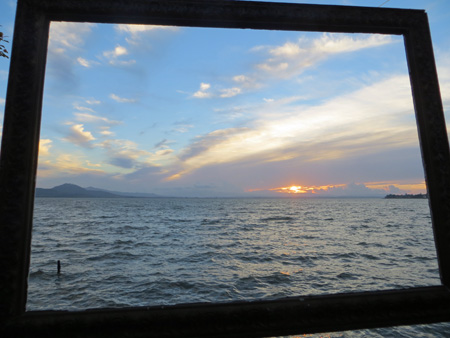 湖と夕日とカモメ_f0234936_44096.jpg
