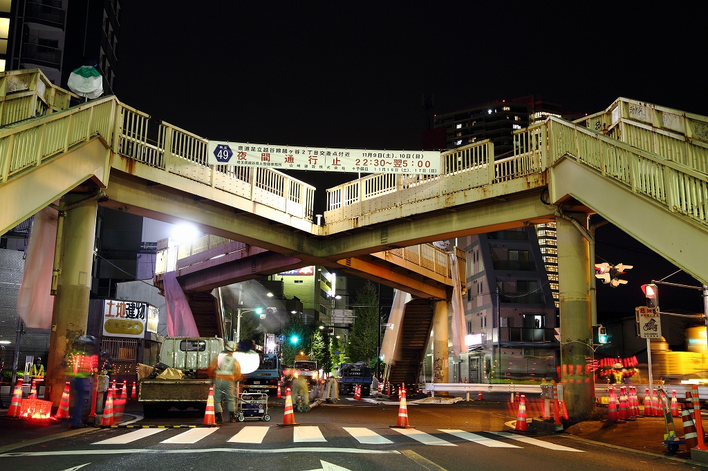 0124　　　【県道足立越谷線（旧４号線）歩道橋撤去工事】_c0098347_12533973.jpg