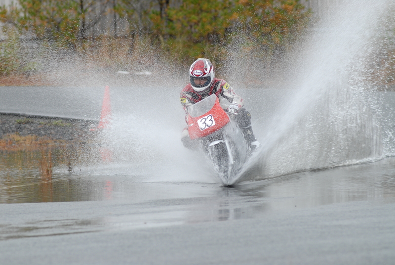 20131110 ピグスープ　TSタカタ　ミニバイク３時間耐久レース　決勝　３－１_e0034880_22525487.jpg