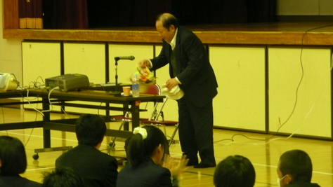 １１月19日　埼玉県立浦和北高等学校修学旅行事前学習　　その7_d0249595_1644838.jpg