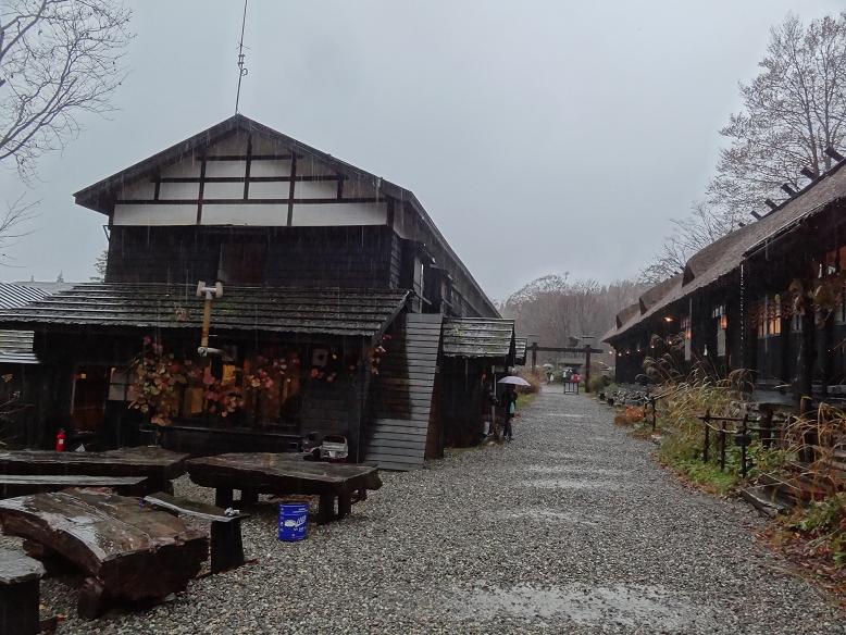 念願の秘湯・鶴の湯温泉（乳頭温泉郷）日帰り入浴へ_f0075595_302684.jpg