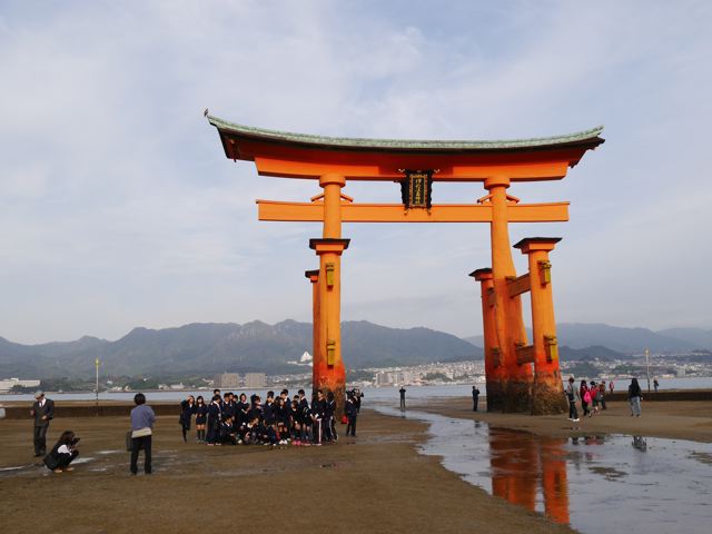 厳島神社 干潮 浅野美帆子の うふふ 厳島神社 干潮 浅野美帆子の うふふ