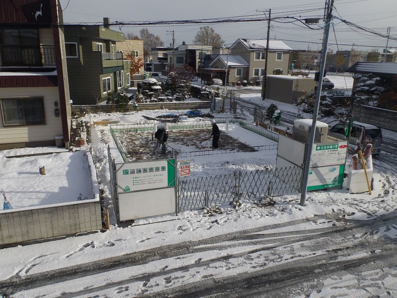 どうやら札幌は根雪回避_c0025115_18111013.jpg
