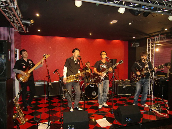 f0214459_2216979.jpg