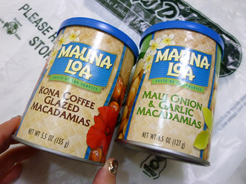 MAUNA LOAのKONA COFFEE GLAZED MACADAMIAS （缶入り）_c0152767_214106.jpg