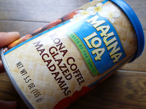 MAUNA LOAのKONA COFFEE GLAZED MACADAMIAS （缶入り）_c0152767_21415840.jpg