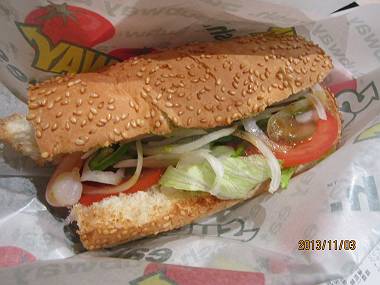 SUBWAYで軽食_d0065324_2249331.jpg