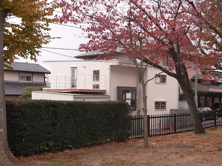 『香久池の家』 外装が出来上がりました。_e0197748_11434831.jpg