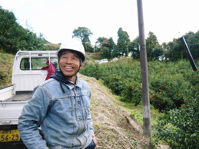 香り高きゆず『あっぱれ』 収穫の様子(剪定の同時作業)_a0254656_16552163.jpg