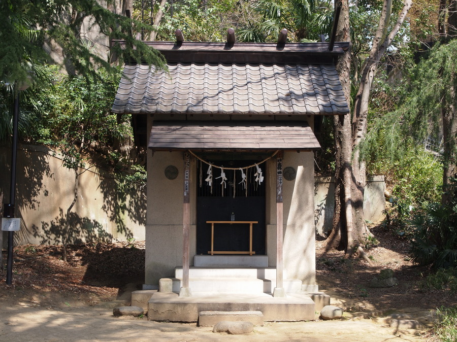 水神社 (文京区目白台1丁目)_e0163471_1718194.jpg