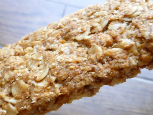 NATURE VALLEY CRUNCHY granola bars Oats\'n Honey_c0152767_20582419.jpg