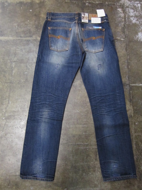 NUDIE JEANS ・・・ DAMAGED SHARP BENT 好評です♪♪♪_d0152280_9272260.jpg