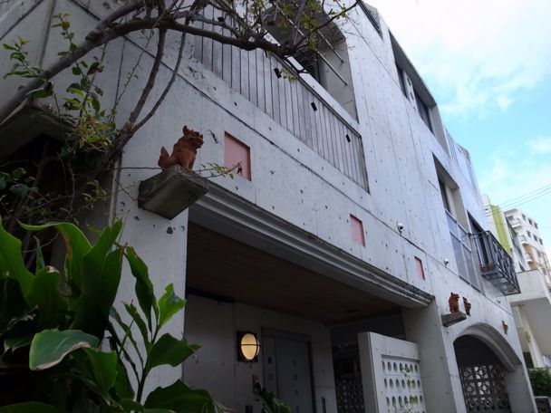 那覇ぶらり 波上宮まわりの町並み_d0147406_13345579.jpg