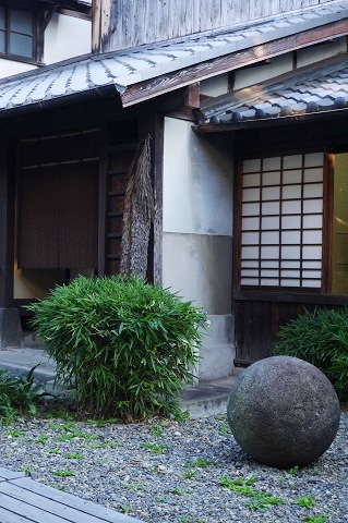 河井寛次郎記念館 ~京都~_c0235725_16392750.jpg