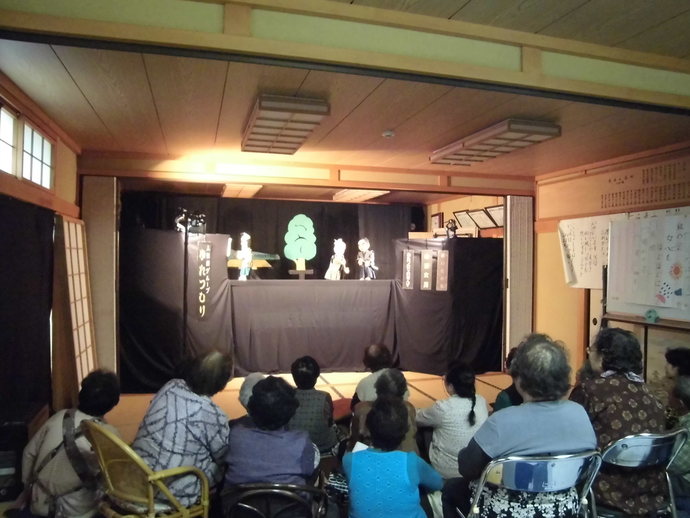 宮戸お達者クラブで人形劇が上演されました！_b0199838_11493026.jpg