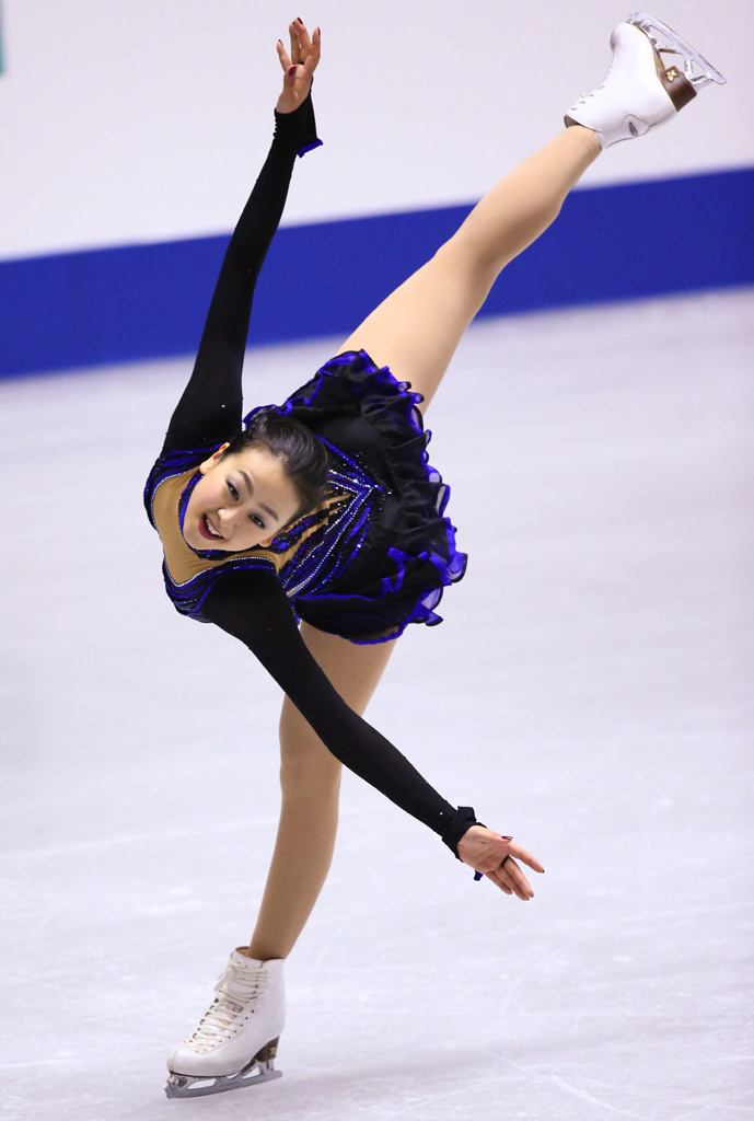 浅田真央選手、盤石の2勝目でファイナル一番乗り　－2013NHK杯・女子シングル_b0038294_12595170.jpg