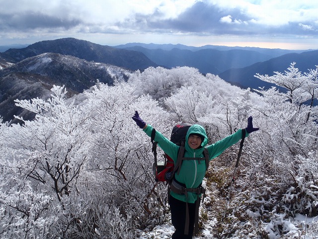 四国 三嶺~剣山縦走!_c0147398_15362882.jpg