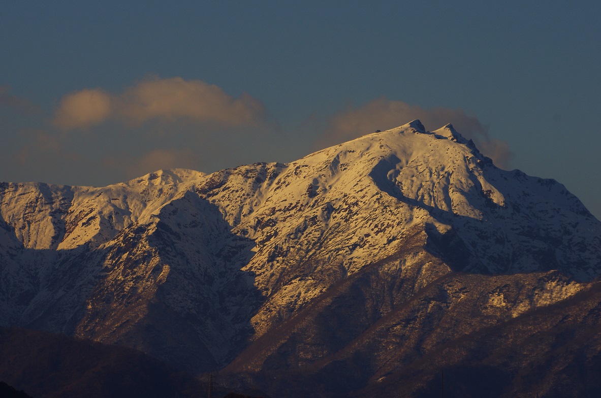 夕照の谷川岳_b0062024_1554799.jpg